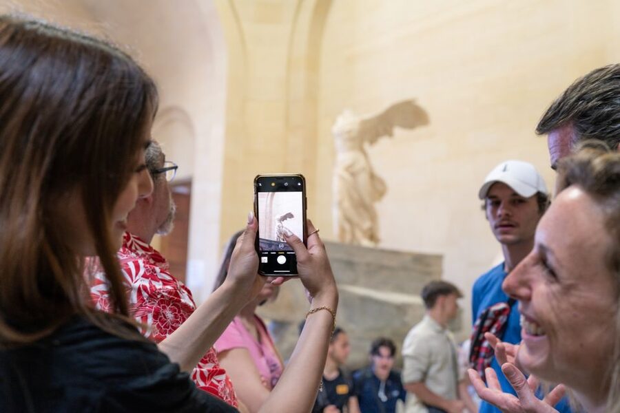 Paris: Guided Tour of the Must-Sees of the Louvre Museum - The Arc de Triomphe du Carrousel meeting point