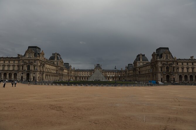 Paris Half Day Private Customized Walking Tour, Transport Options - Hôtel de Ville and the city’s grand axis