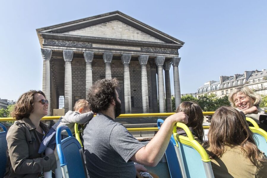 Paris: Hop-on Hop-off Bus Tour & Seine Cruise Bundle Tour - Musée d’Orsay and the grand view toward Concorde