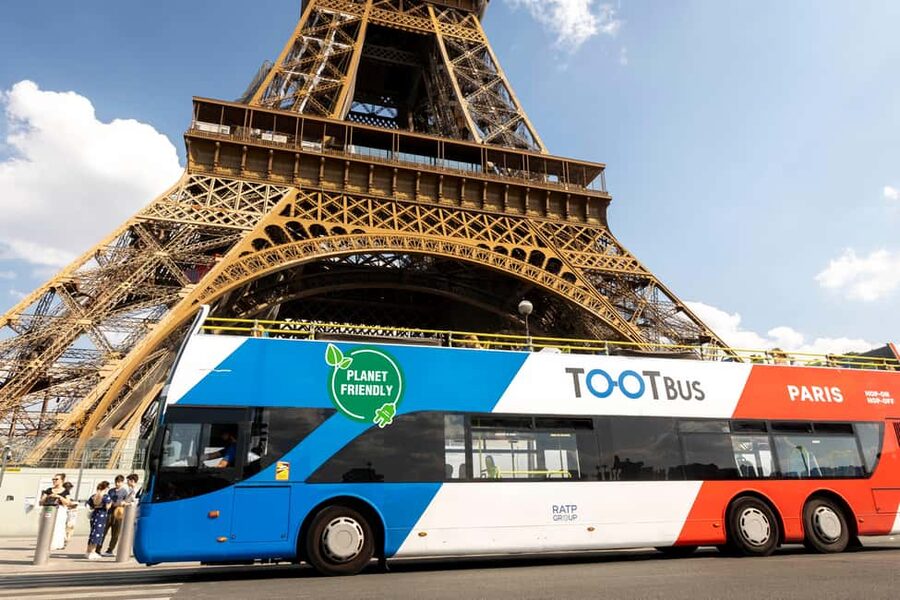 Paris: Hop-on Hop-off Bus Tour & Seine Cruise Bundle Tour - Riding the Blue Route from Opéra to the Louvre