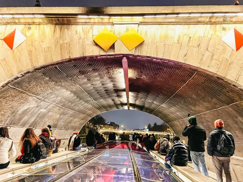 Paris: Illuminated Evening River Cruise & Waffle Tasting - The route from Les Invalides to the Eiffel Tower