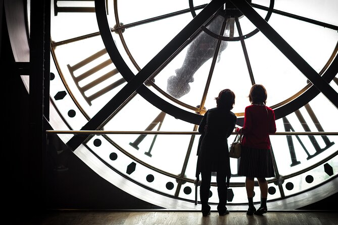 Paris in a Day: Louvre or Orsay, Eiffel Tower, City Walk & Cruise - The Louvre gives you art with a guide’s storyline