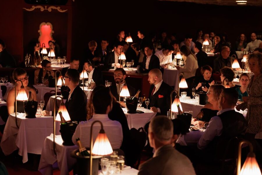 Paris: La Nouvelle Eve Cabaret Dinner Show - The Paris je t’aime cabaret production