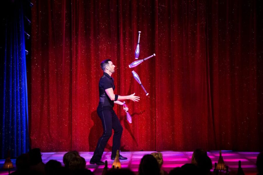 Paris: La Nouvelle Eve Cabaret Dinner Show - The famous cancan finale