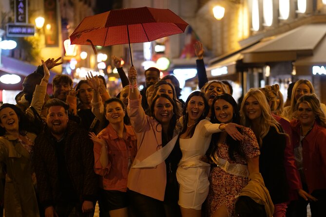 Paris Latin Quarter Pub Crawl Bars and Clubs - Meeting on Rue de la Huchette