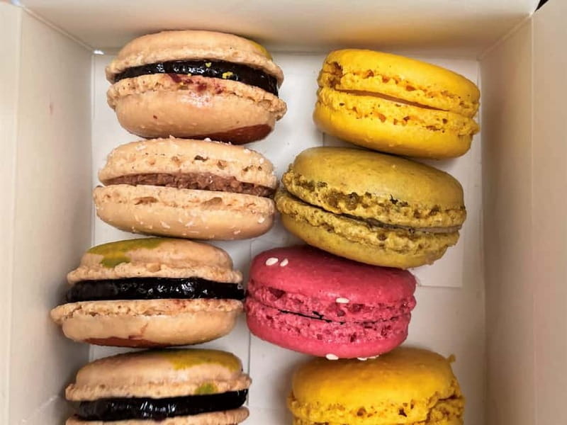 Paris: Le Marais Guided Food Tour with Tastings - Food stories and neighborhood context