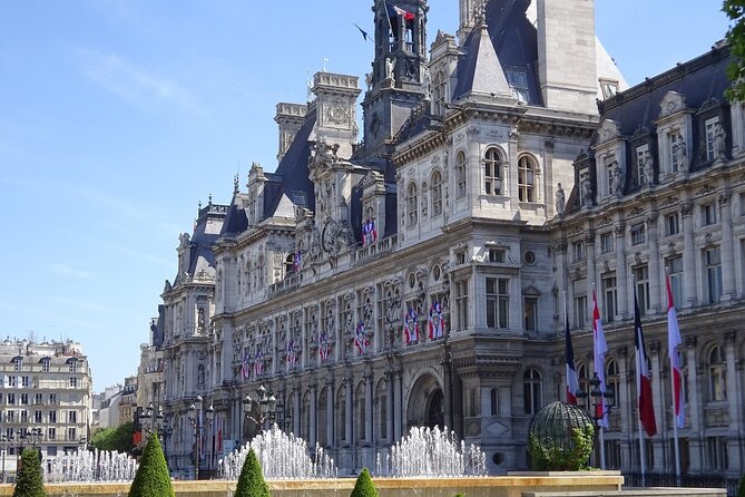 Paris Le Marais Hidden Gems Small Group Tour with Cruise Option - Key points to know before booking
