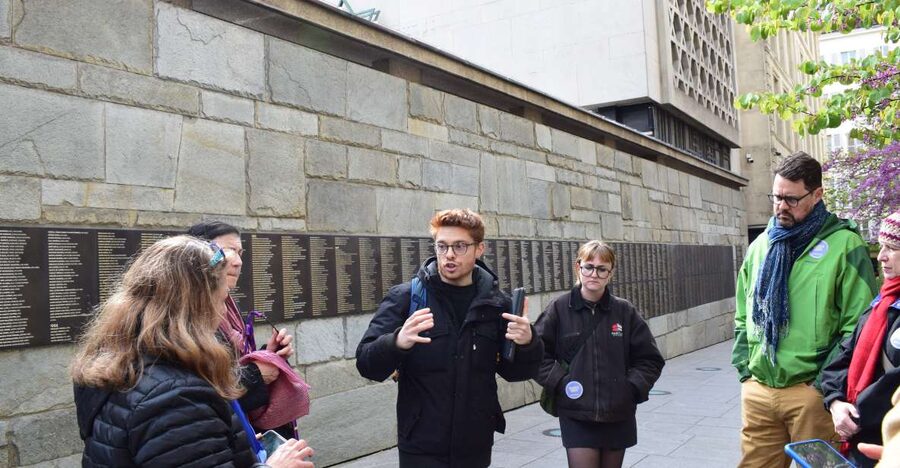 Paris: Le Marais & Montmartre Jewish History Walking Tour - Key points to know before you book