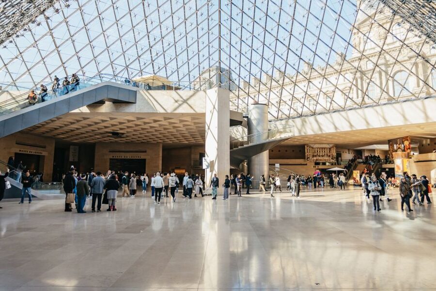 Paris: Louvre Museum Entry Ticket With Host and River Cruise - Who should book this experience?