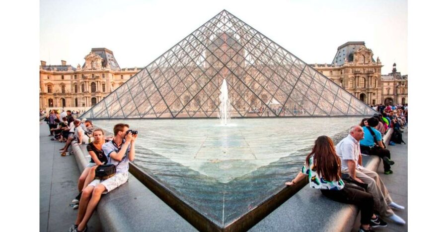 Paris: Louvre Museum Guided Tour - Starting in the Tuileries Gardens