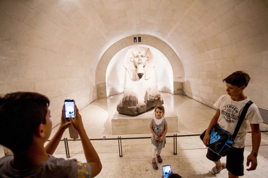 Paris: Louvre Museum Guided Tour - The value of $101