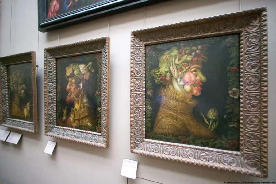 Paris: Louvre Museum Hosted Entry & Masterpieces Audio Guide - Small steps that make the visit smoother