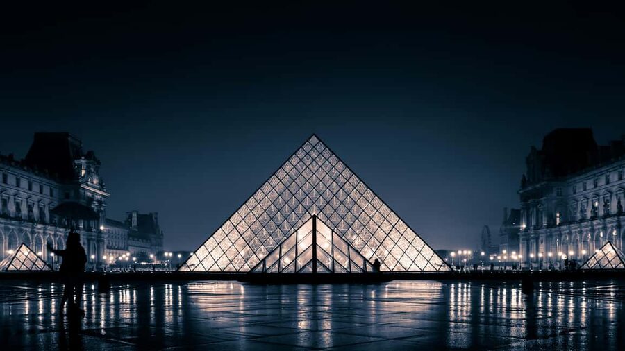 Paris: Louvre Museum Ticket with Optional Hosted - Why the two-hour schedule can feel too short