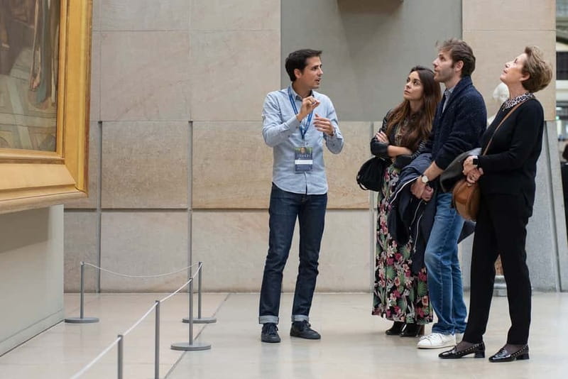 Paris: Louvre Must-See Tour with Reserved Entry Ticket - The Pyramid: a 15-minute start