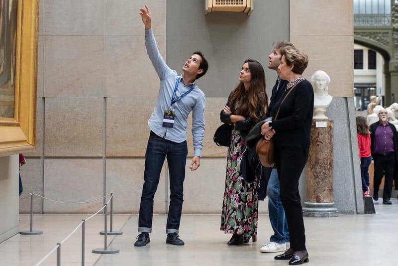 Paris: Louvre Must-See Tour with Reserved Entry Ticket - What the small group size changes