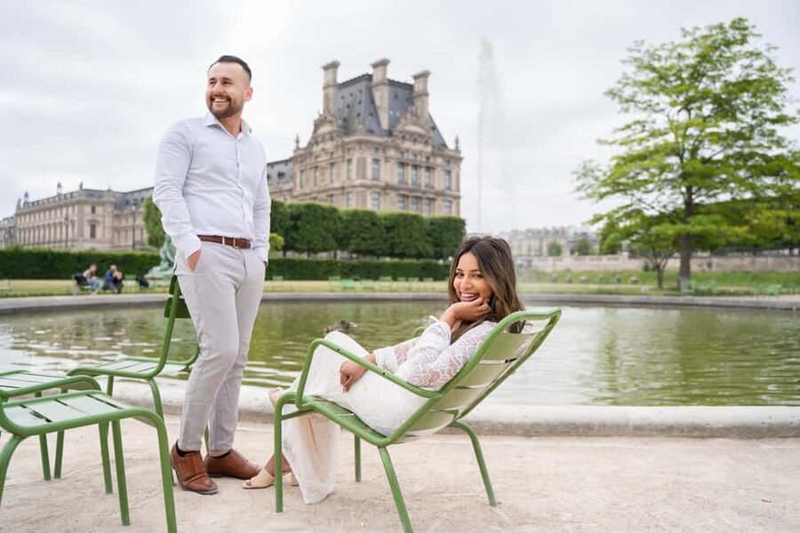 Paris: Louvre photoshoot or Seine bridges Eiffel Tower walk - Key details before you book
