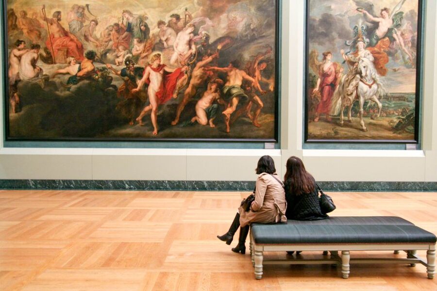 Paris: Louvre Reserved Ticket and River Cruise Combo - Key points to know