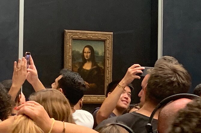 Paris Louvre Small Group Tour with Pre-Reserved Tickets - Why a small Louvre tour can make sense