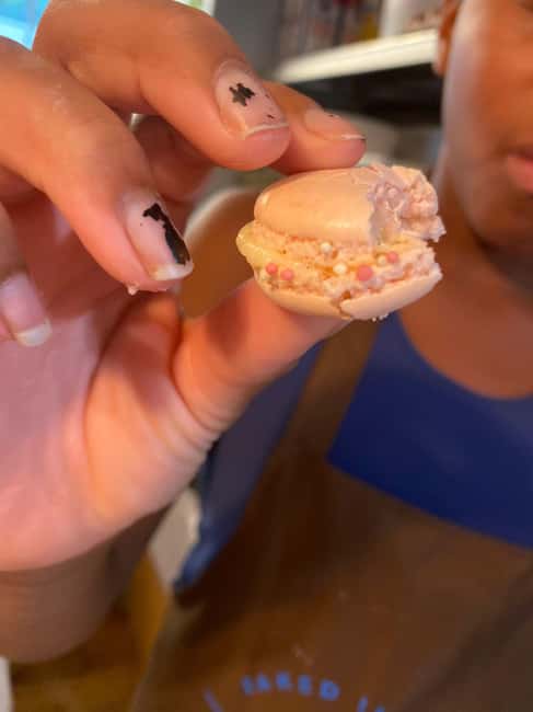 Paris: Macaron Baking Class for Families and Kids - Age limits, supervision, and family participation