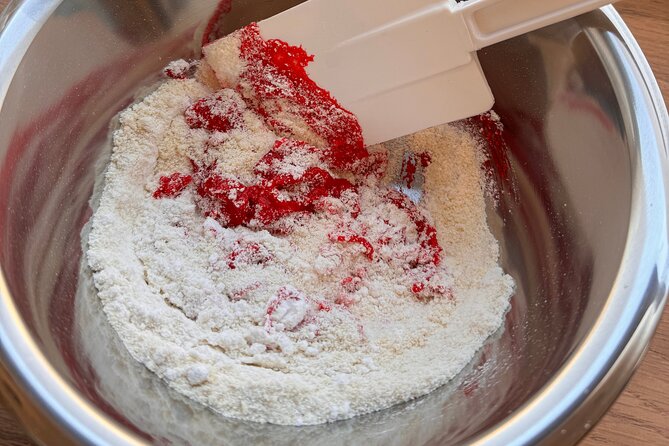 Paris Macaron baking class with a Chef Patissier - How much baking help do you get?