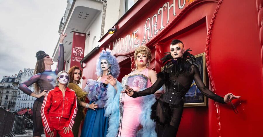 Paris : Madame Arthur Cabaret Show & Club Entry Ticket - The 9pm weekly show: French songs with a theatrical twist