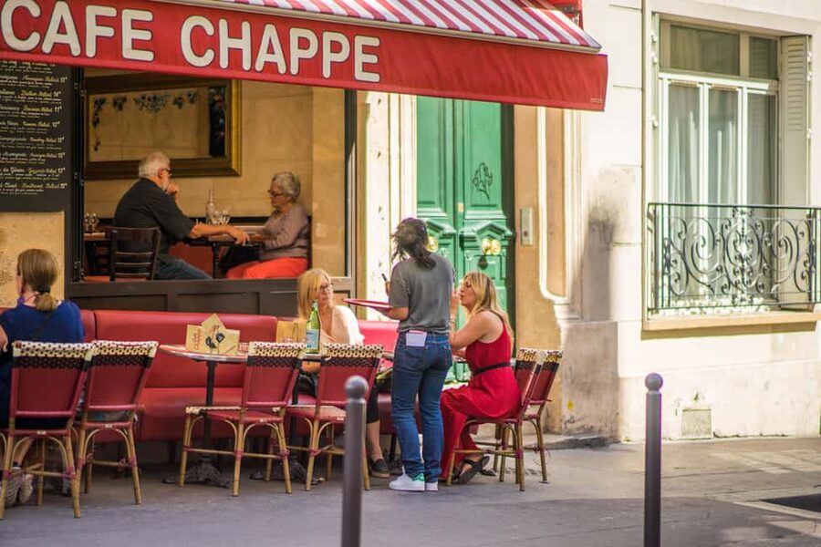 Paris Montmartre: 2-Hour City Tour in German - Sacré Coeur and the view over Paris