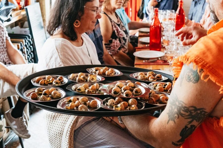 Paris: Montmartre Food and Wine Guided Tour - Starting with Montmartre’s food culture
