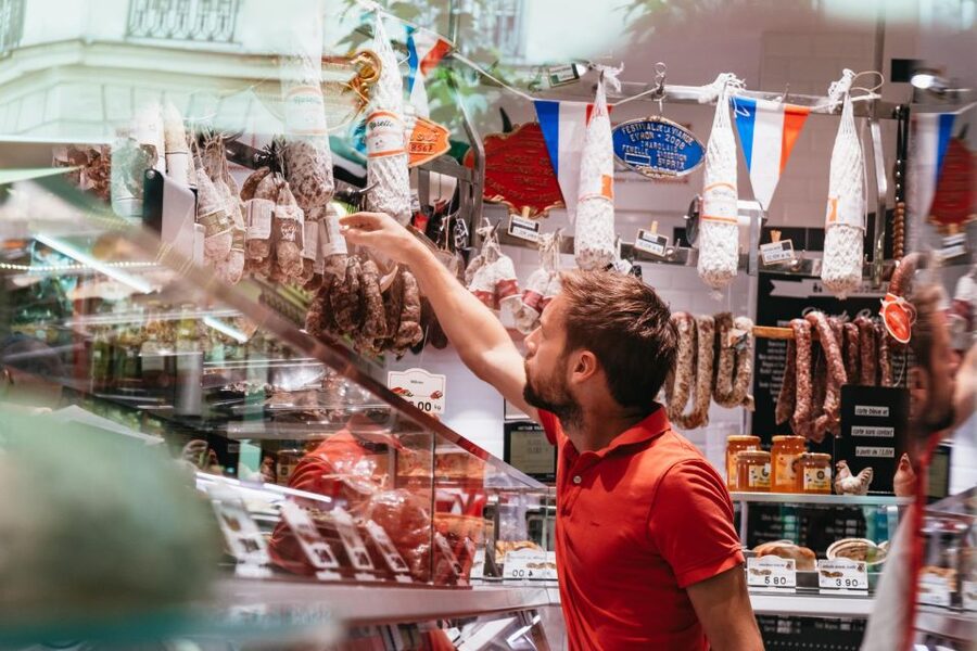 Paris: Montmartre Food and Wine Guided Tour - Sacré-Cœur and the Paris view