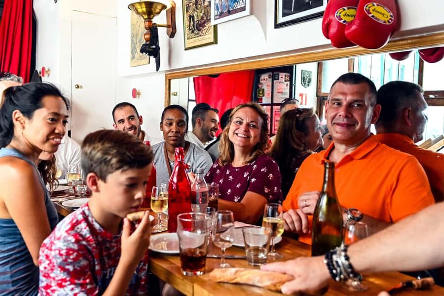 Paris: Montmartre Food Tasting Walking Tour with Secret Dish - Starting at Anvers or Abbesses