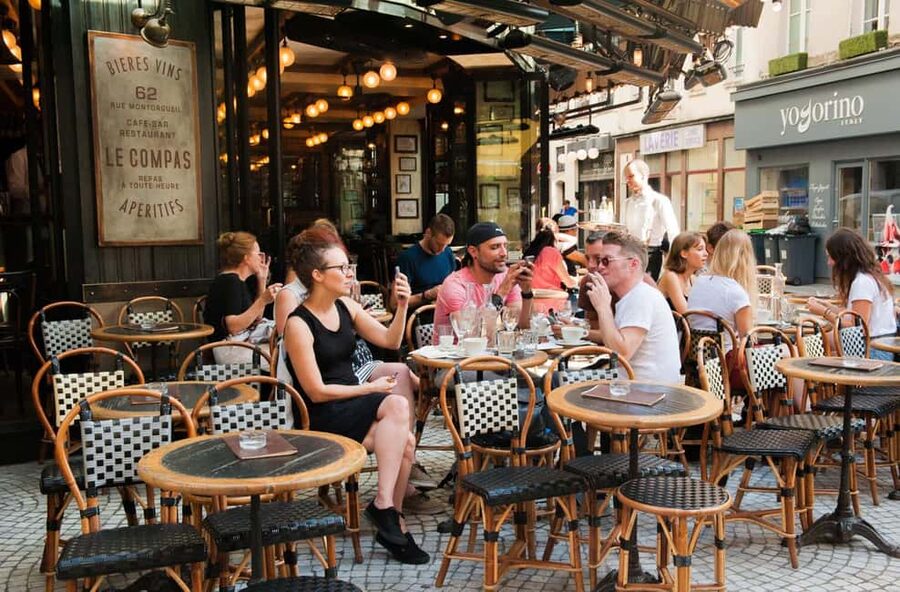 Paris: Montmartre Food Tour with Full Meal - Rue du Chevalier-de-La-Barre and the savory heart of the meal