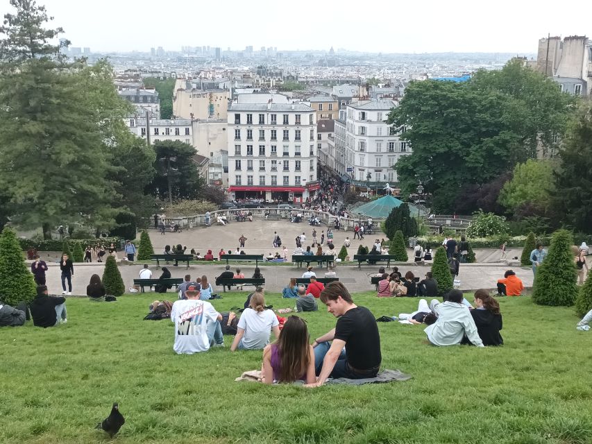 Paris: Montmartre Small Group Guided Walking Tour - Starting at Anvers and climbing to Sacré-Coeur