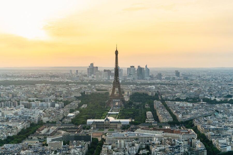 Paris: Montparnasse Tower Observation Deck Entry Ticket - What the view can and cannot do