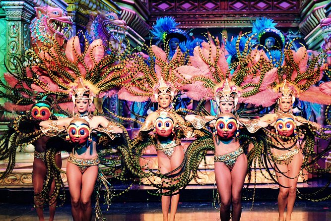 Paris Moulin Rouge Cabaret Show and Dinner - A practical plan for the four-hour outing