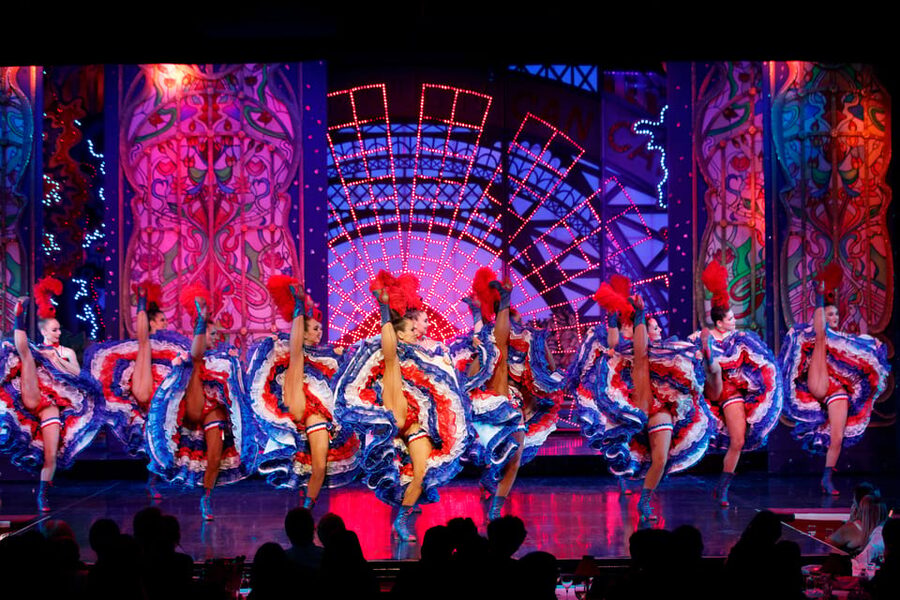 Paris: Moulin Rouge Show with Champagne and Drop-Off Service - Is $211 a fair price?