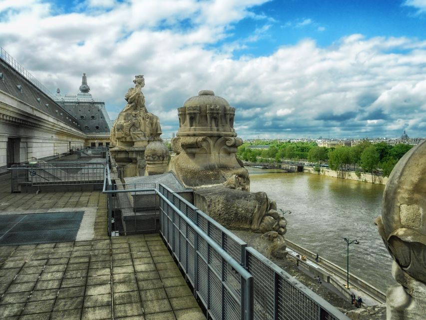 Paris: Musée d'Orsay Private Guided Tour with Reserved Entry - Two hours among Impressionist masterpieces