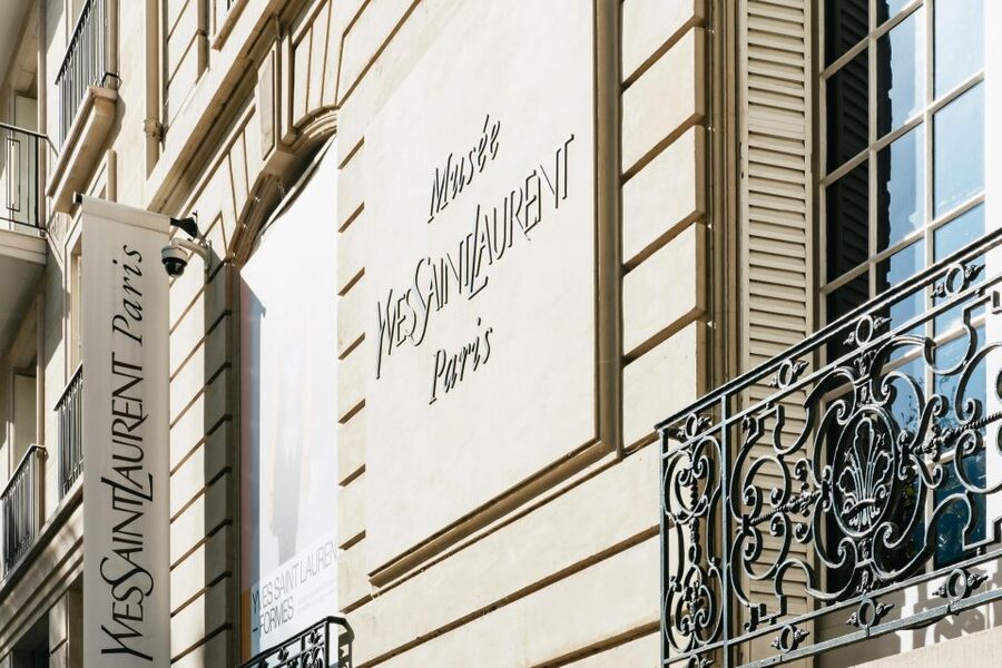 Paris: Musée Yves Saint Laurent Before Opening Hours Tour - What the Guide Adds to the Morning