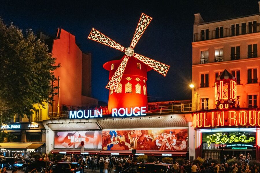 Paris: Night Bus Tour with Audioguide - Is $36 a fair price?
