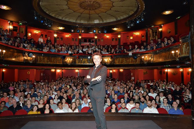 Paris night out : Comedy in English 'How to Become a Parisian ?' - What happens during the 70-minute show