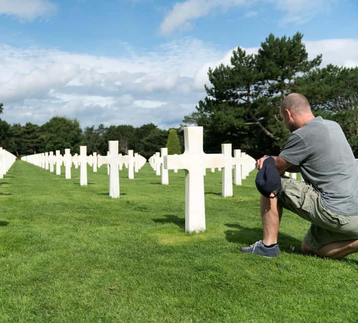 Paris: Normandy D-Day Sites Guided Day Trip with Lunch - Omaha Beach gives you time to pause
