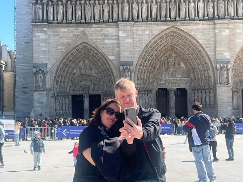 Paris: Notre-Dame Cathedral Exterior Tour & Free Entrance - Legends, the Hunchback, and the human side of the monument