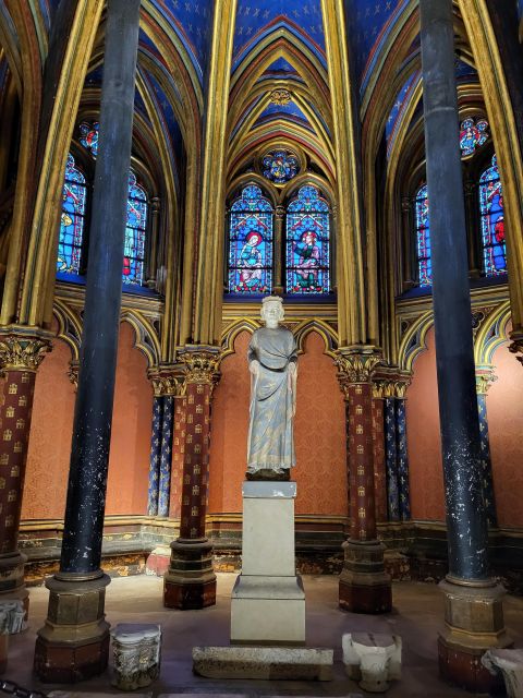 Paris: Notre Dame Exterior Walking Tour with Sainte Chapelle - Place Saint-Michel and the city’s old center