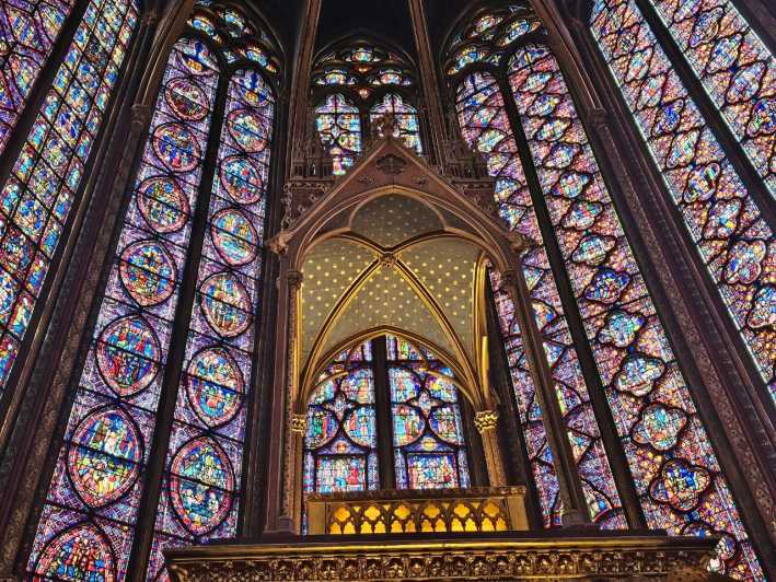 Paris: Notre Dame Outdoor Tour with Sainte-Chapelle / Crypt. - Starting beside the Pont au Double
