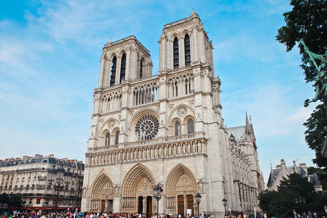 Paris On Your Own from Le Havre Port with Round Trip Bus Transfer - Meeting your bus beside the cruise ship