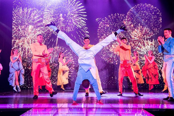 Paris Paradis Latin Cabaret Show with Champagne - The strongest part of the evening is the production