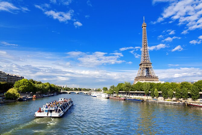 Paris Pass with over 90 Top Attractions including Notre Dame Tour - Montmartre and Saint-Germain on foot