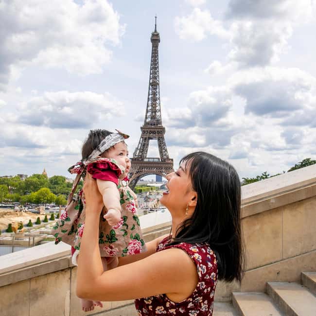 Paris: Photoshoot Around Eiffel Tower with 55 Edited Photos - What the finished photos are likely to give you