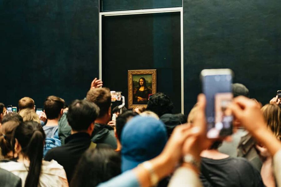 Paris: Priority Access Louvre with Host -Direct to Mona Lisa - Key points at a glance