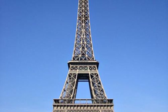 Paris Private Arrival Transfer from Charles de Gaulle (CDG) or Orly (ORY) - From the baggage hall to central Paris