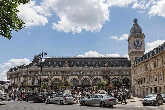 Paris Private Arrival Transfer: Railway Station to Hotel - Who should book this Paris arrival transfer?