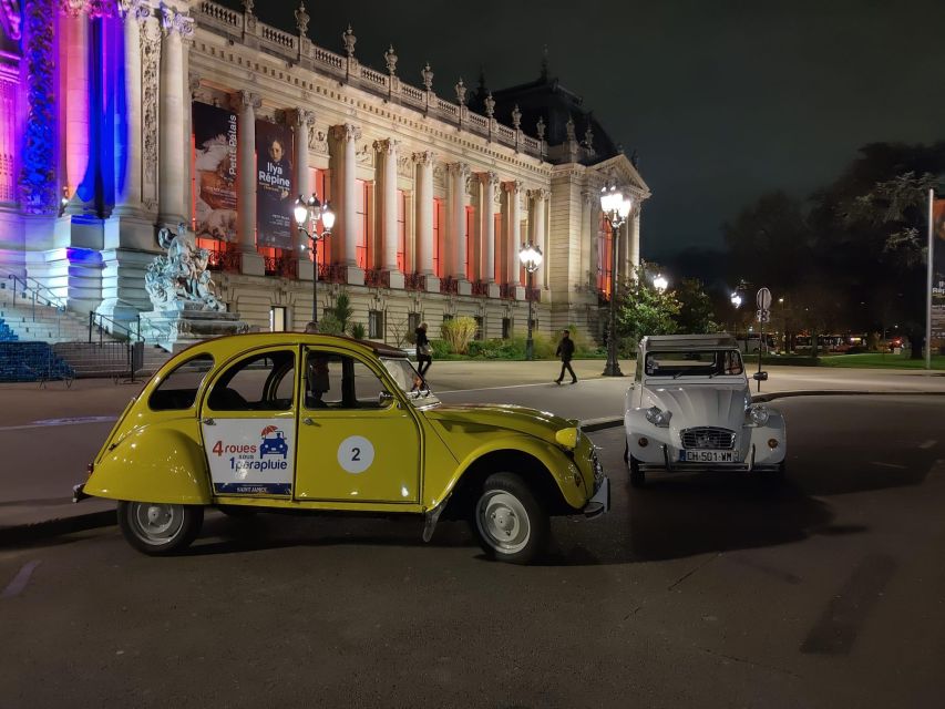 Paris: Private Christmas Lights Tour by Citroën 2CV - Champs de Mars gives you a proper photo pause
